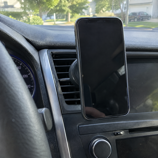Customer photo: Magnetic Car Phone Mount